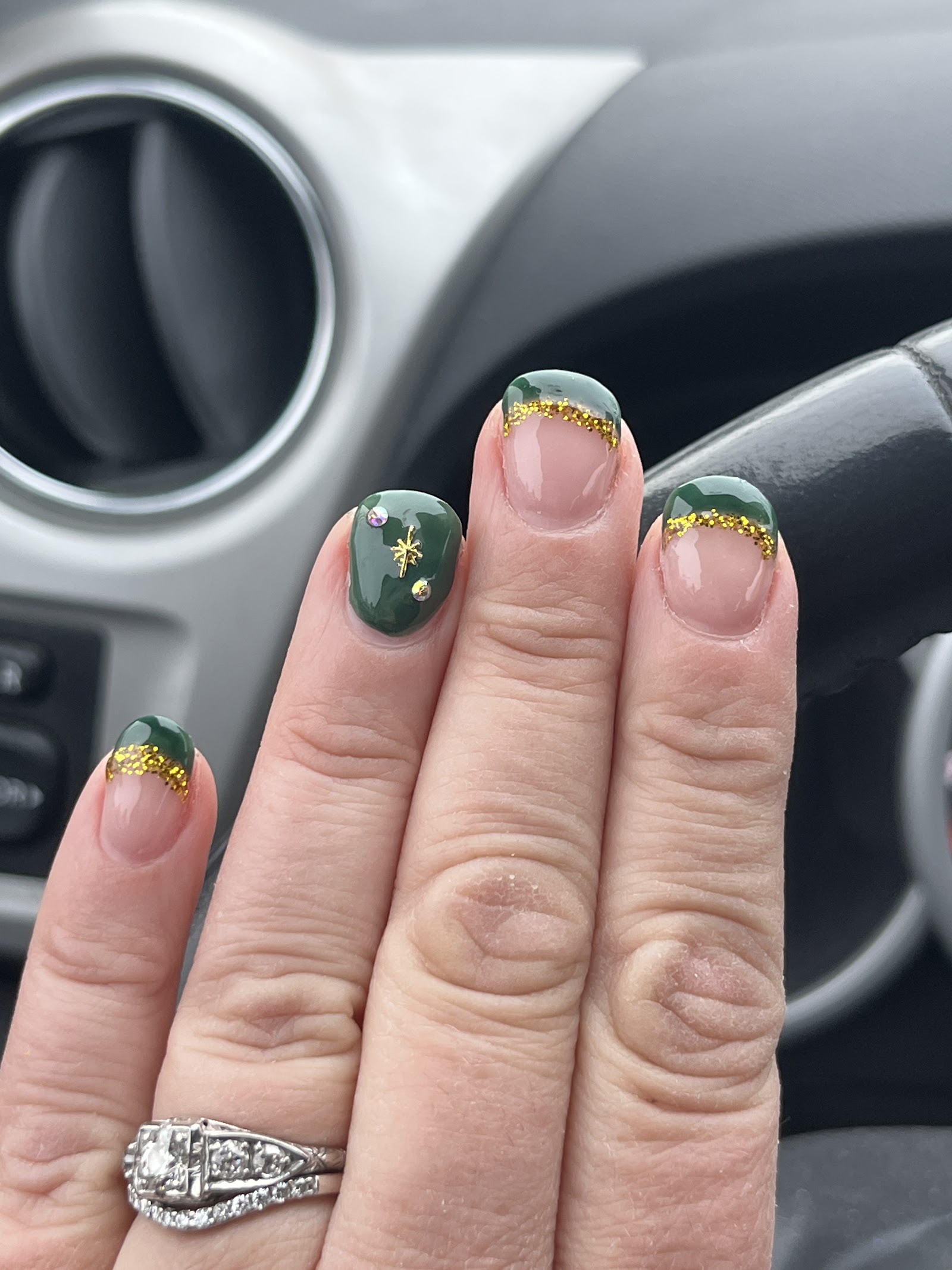 Keep it polished by Jennifer Julie nail photo 2